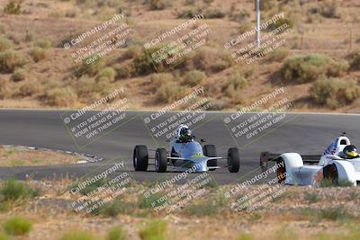 media/Jun-01-2025-CalClub SCCA (Sun) [[eae223c5dd]]/Group 3/Qualifying/